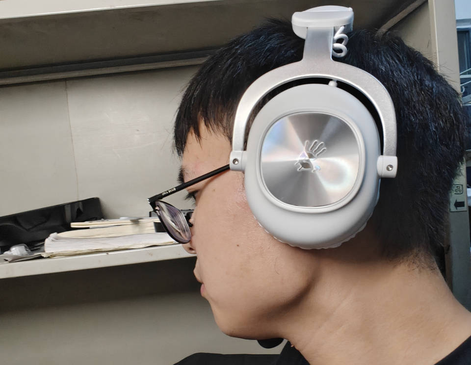 血手幽灵M760生物魔音电竞耳机体验拉满爱游戏app入口生物振膜等硬核用料加持(图13)