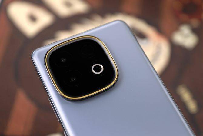 ：性能续航双王炸 千元同档“杀疯了”此刻具象化爱游戏平台iQOO Z10 Turbo+评测(图7)
