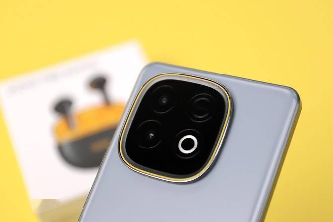：性能续航双王炸 千元同档“杀疯了”此刻具象化爱游戏平台iQOO Z10 Turbo+评测(图19)