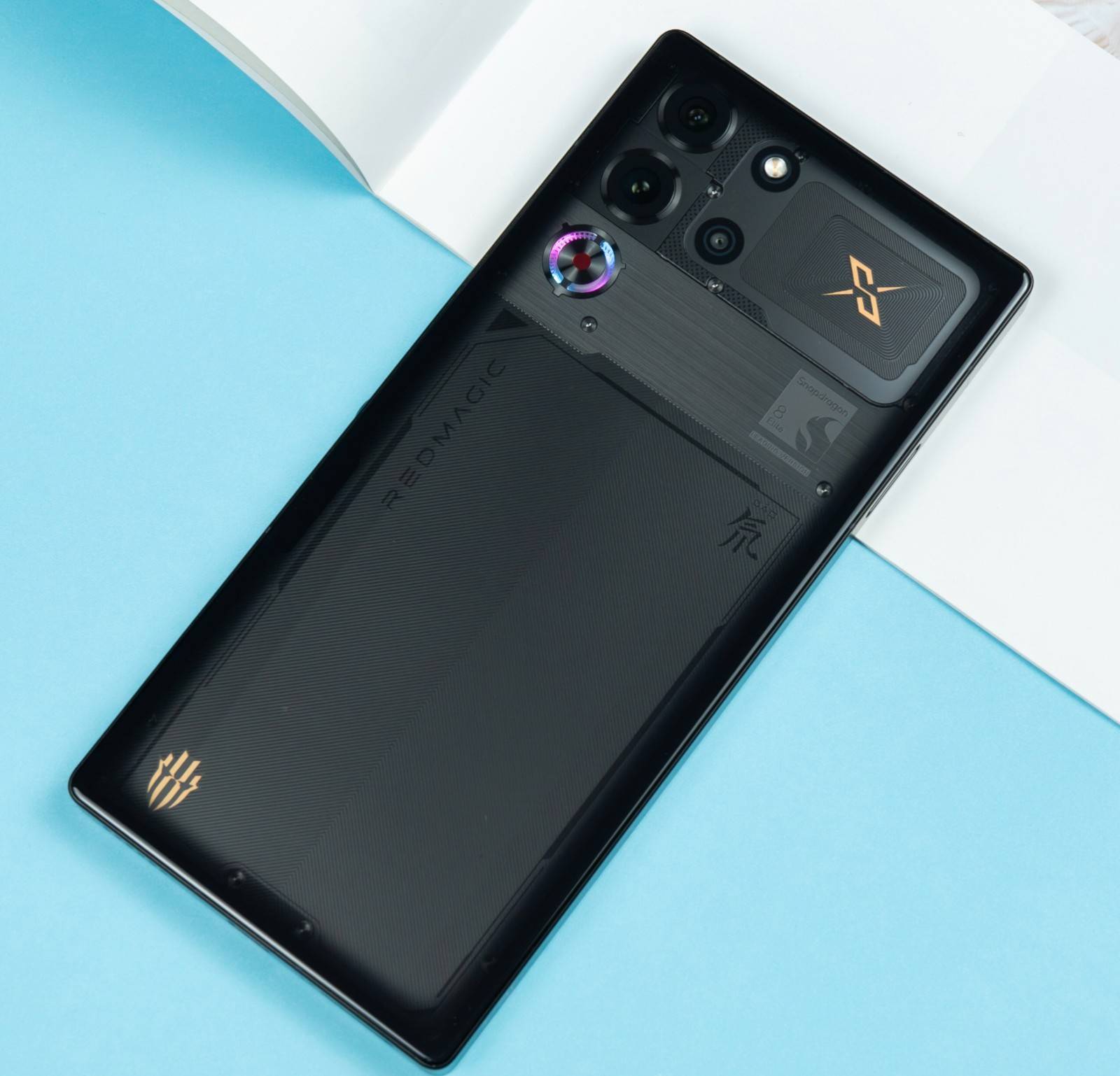 QOO Neo10 Pro+冲入前三第一名令人意外爱游戏app网站手机版手机性能TOP10排行榜i(图2)
