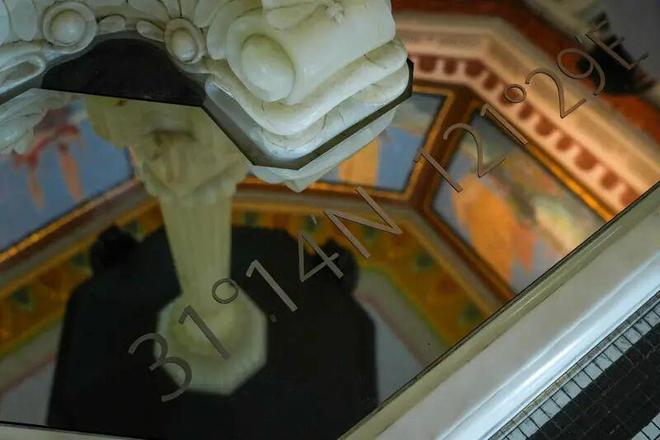 顶下藏着风景的另一种打开方式爱游戏app外滩老建筑的穹(图8)